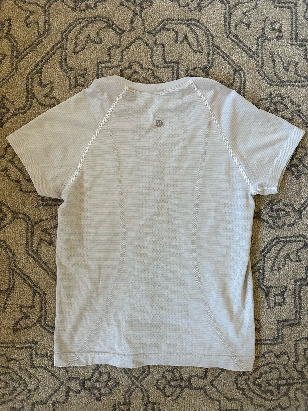 lululemon athletica women’s White Short Sleeve Performance Tee